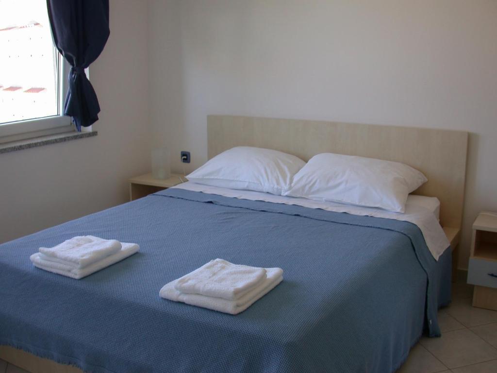 Vis A Vis Apartments Baska  Bilik gambar