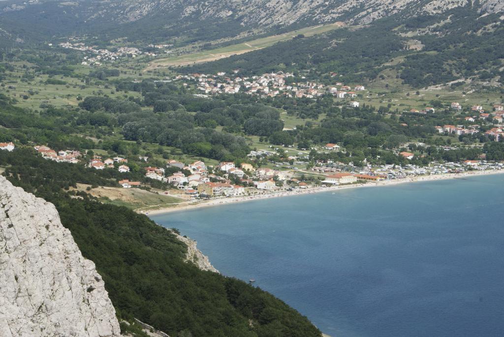 Vis A Vis Apartments Baska  Luaran gambar